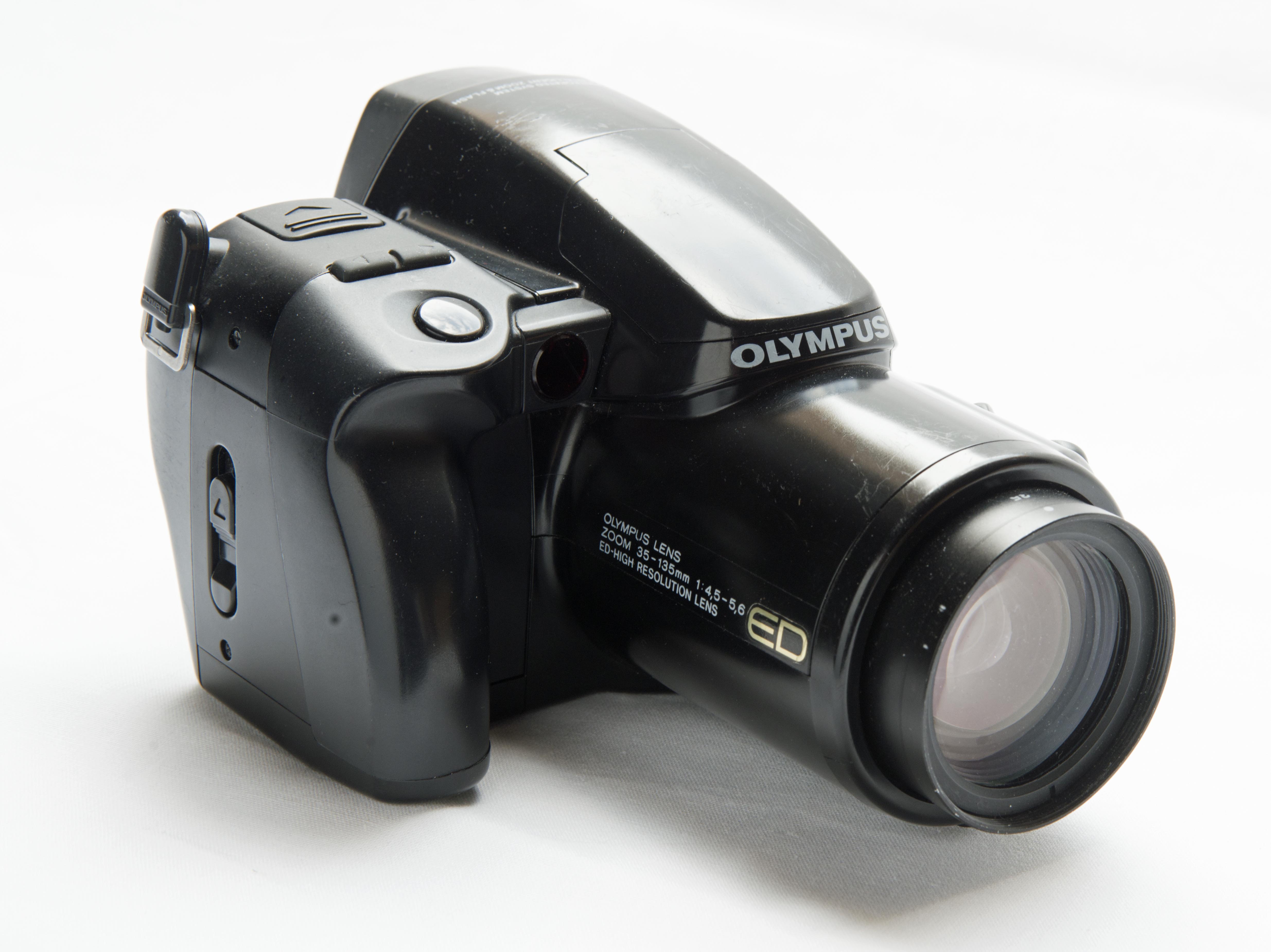 OLYMPUS IS 1000